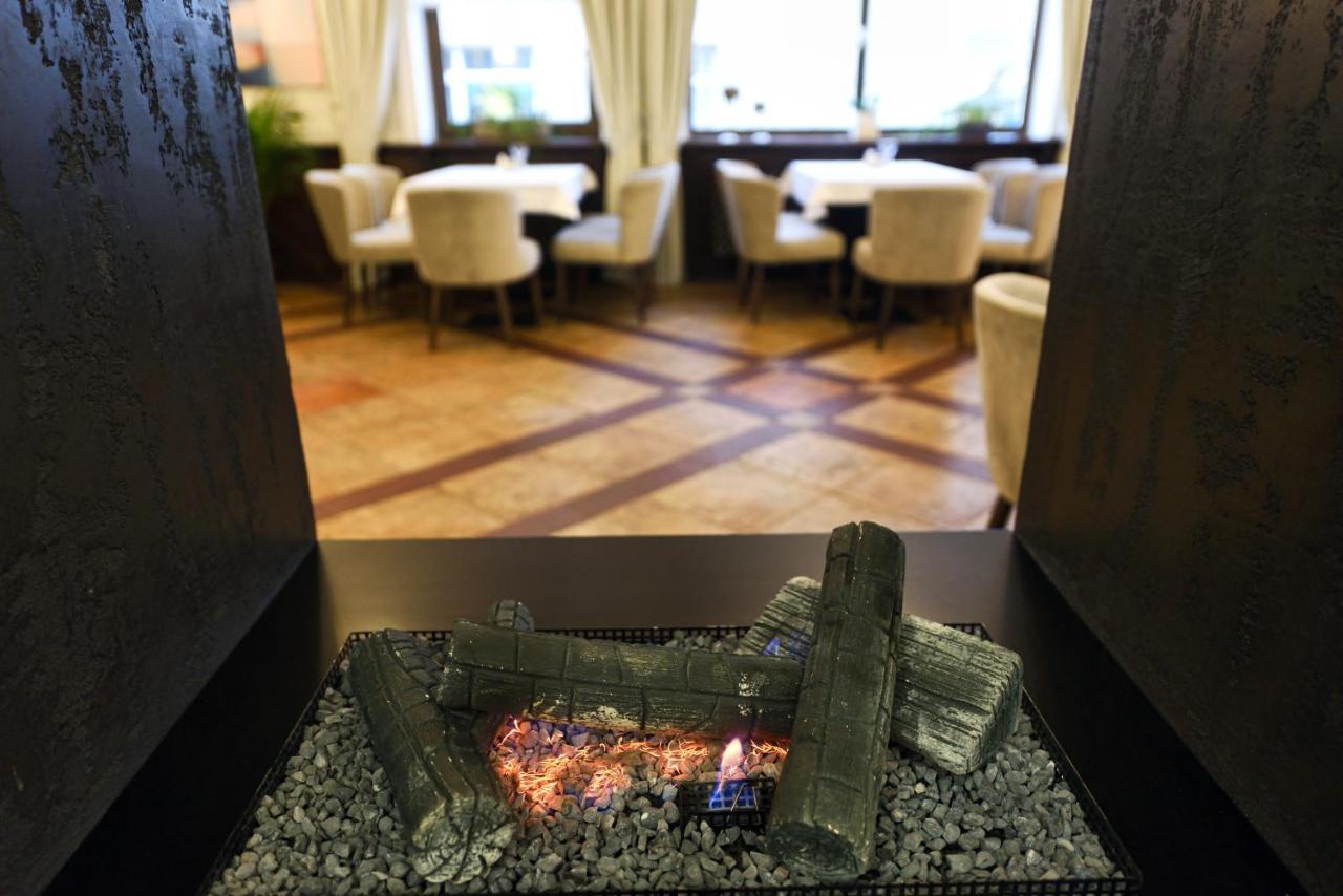 Zoloto Karpat Hotel Stryi Eksteriør billede