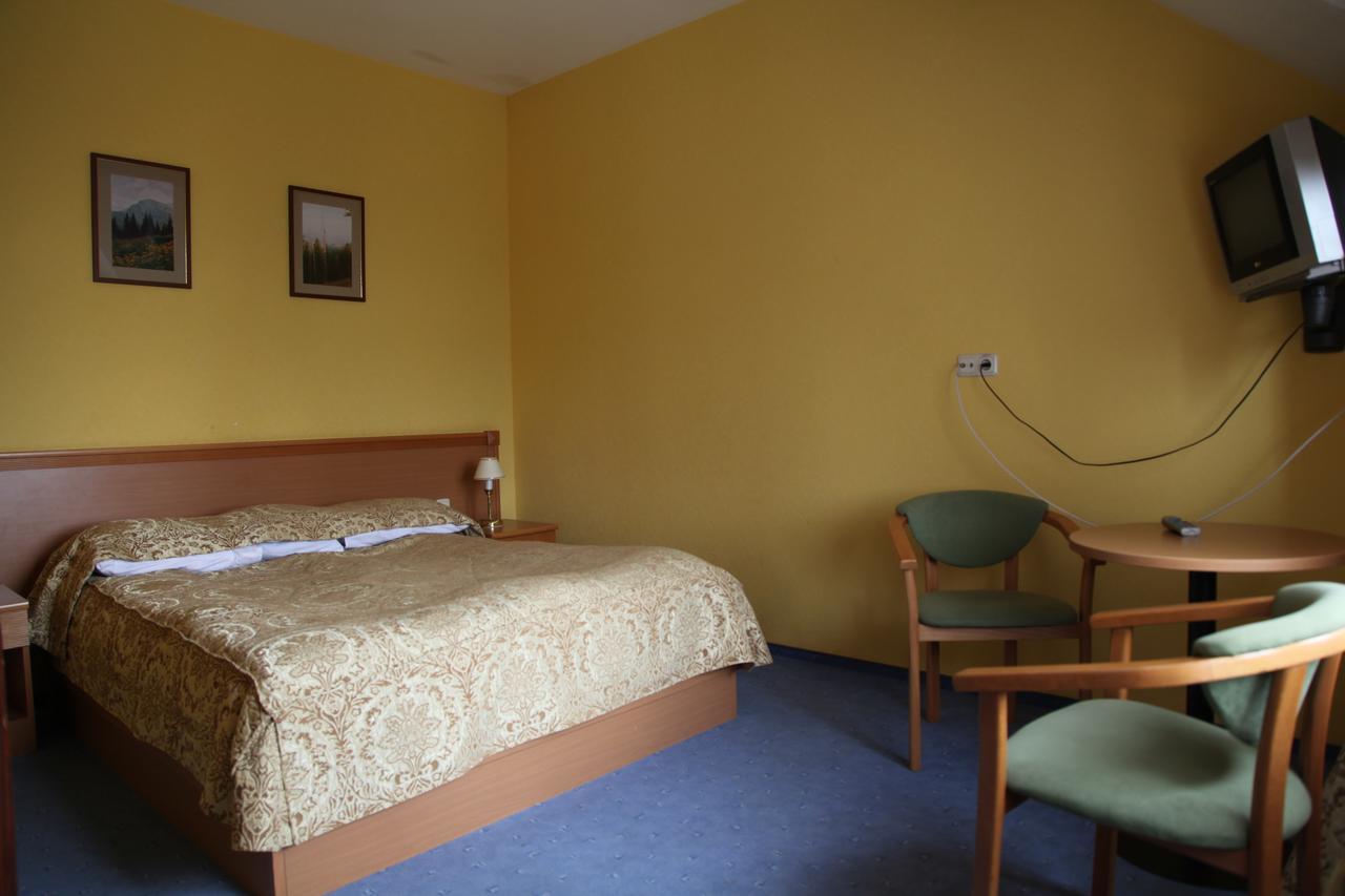 Zoloto Karpat Hotel Stryi Eksteriør billede