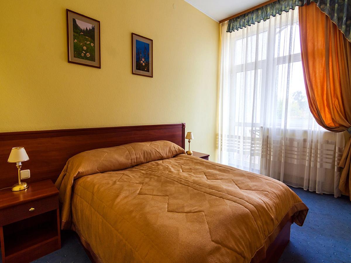 Zoloto Karpat Hotel Stryi Eksteriør billede